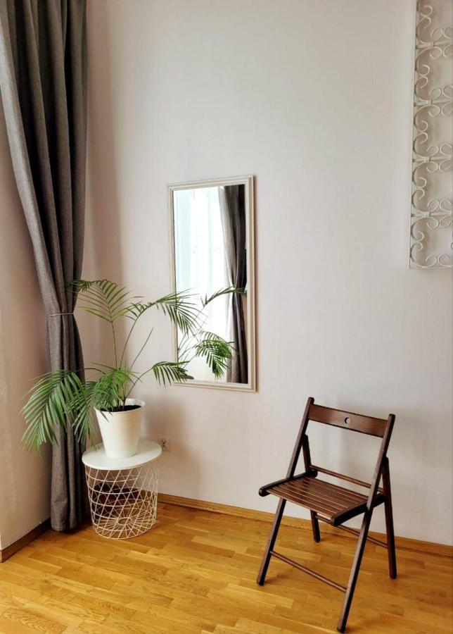 Przytulne Apartamenty W Centrum Warszawy Lok 2 Warsaw Exterior photo
